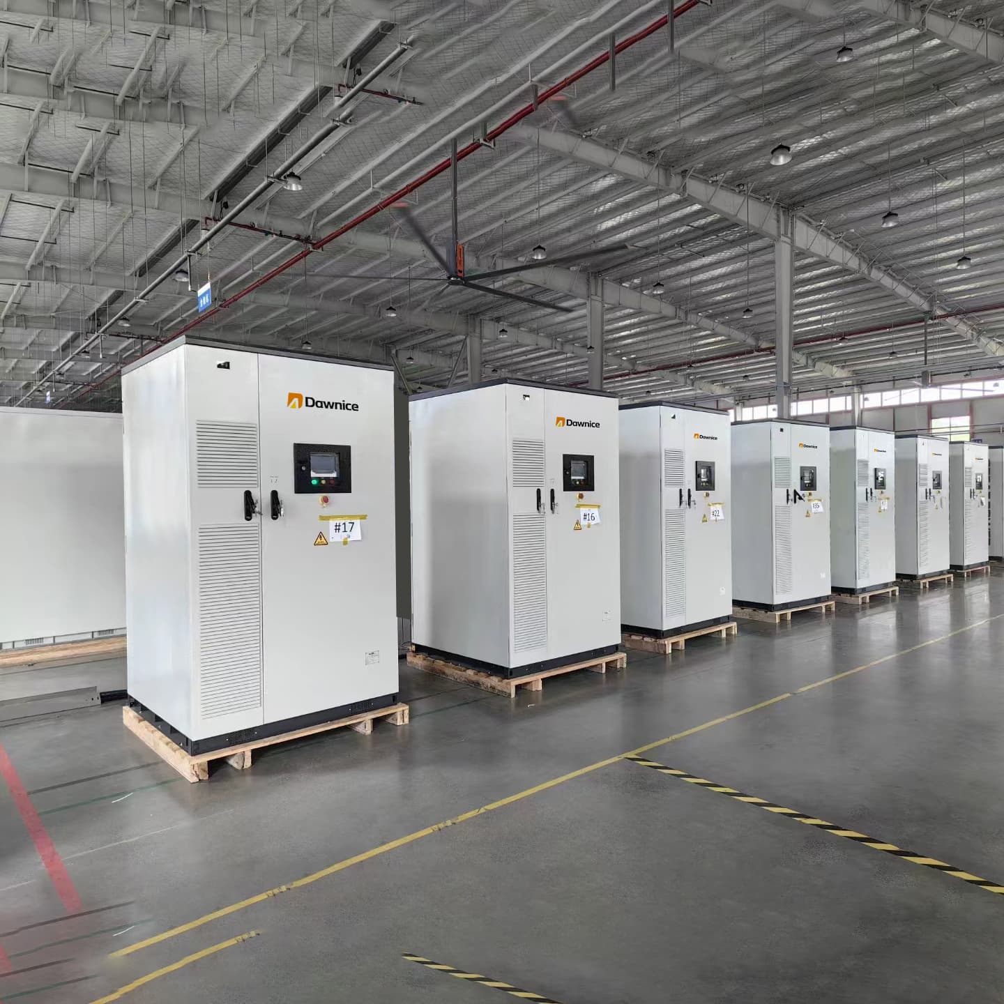 High Voltage Battery Solar Farm Energy Storage Systems